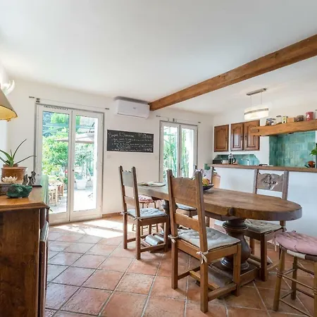La Maison Des Holiday home Menton