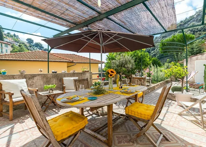 La Maison Des * Menton